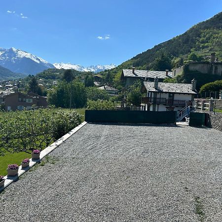 Casa Sabrina - Appartamento Blu Aosta Eksteriør bilde