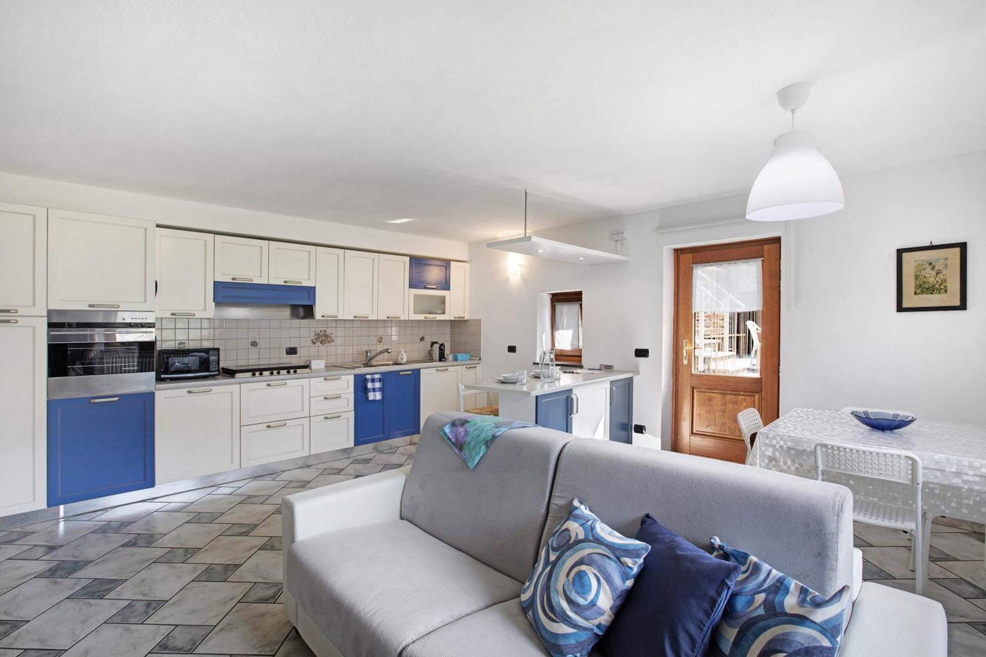 Casa Sabrina - Appartamento Blu Aosta Eksteriør bilde
