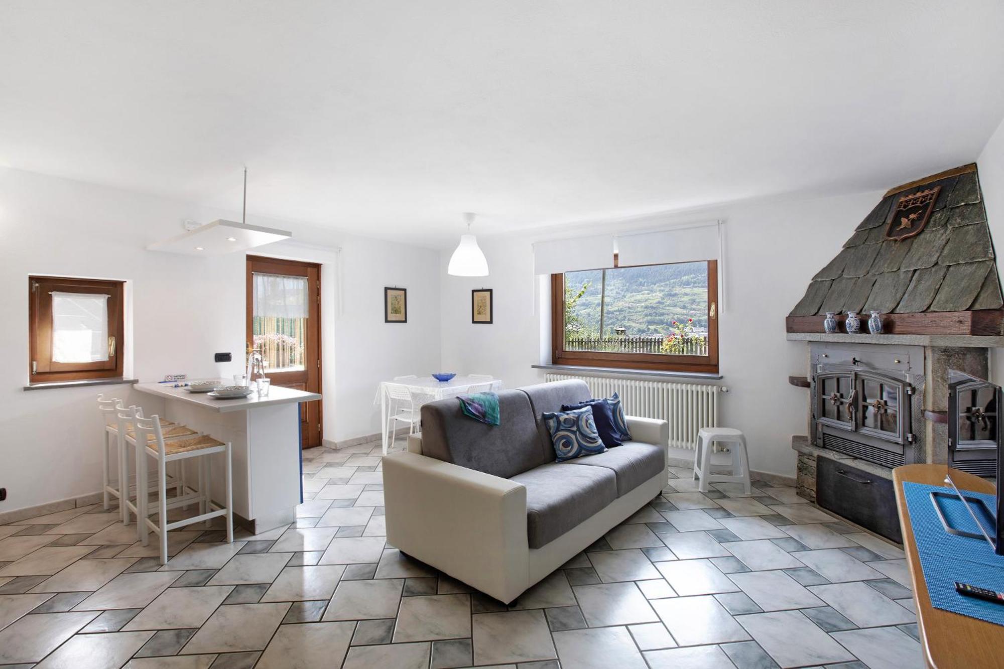 Casa Sabrina - Appartamento Blu Aosta Eksteriør bilde